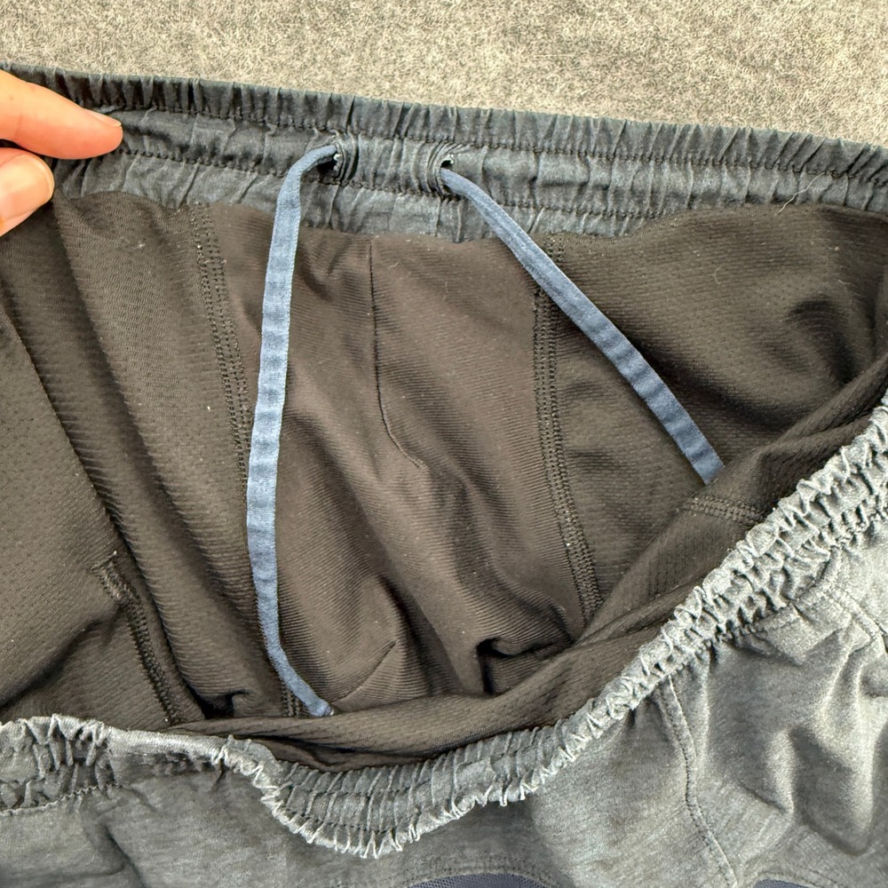 Lululemon Pace Breaker Short *9" Size Large Heathered Slate Grey Lined Blue - Picture 14 of 16